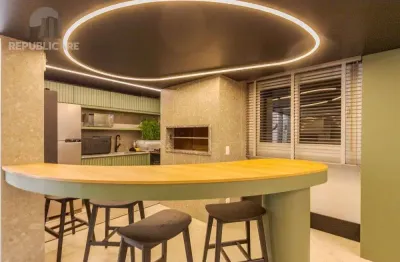 Apartamento à venda no bairro Farroupilha com 54 m² e 2 dormitórios/quartos disponíveis