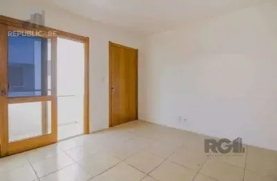 Apartamento à venda no bairro Medianeira com 79 m² e 2 dormitórios/quartos.