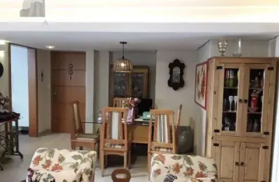 Apartamento de 104 m² à venda, 2 dormitórios no bairro Independência.