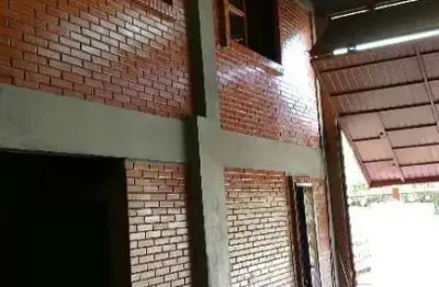 Galpão/Depósito/Armazém à Venda no Morro Santana com 210m² de Área Útil