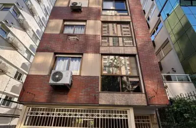 Cobertura à venda no bairro Petrópolis com 110 m² e 2 dormitórios/quartos disponíveis