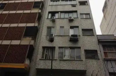 Apartamento à venda no Centro Histórico com 31 m² e 1 dormitório/quarto.