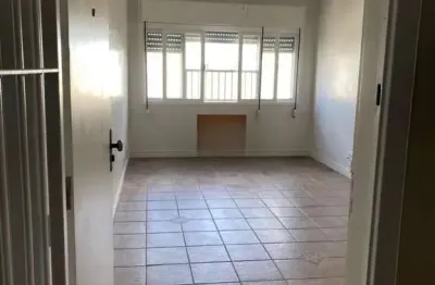 Apartamento com 30 m², 1 dormitório à venda no bairro Farroupilha.