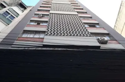 Apartamento à venda no Centro Histórico com 40 m² e 1 dormitórios/quartos disponíveis.