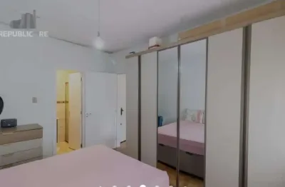 Apartamento à venda no Centro Histórico com 39 m² e 1 dormitório/quarto disponível.