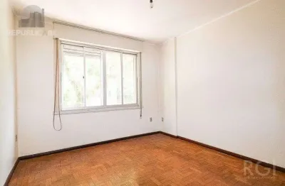 Apartamento à venda no Bom Fim com 79 m² e 3 dormitórios/quartos disponíveis