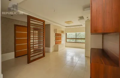 Apartamento à venda no bairro Independência com 84 m² e 2 dormitórios/quartos.