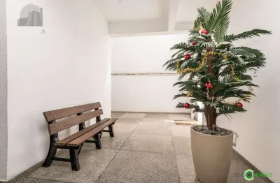 Casa residencial à venda no Jardim Sabará com 1 dormitório e 310 m² de área útil.