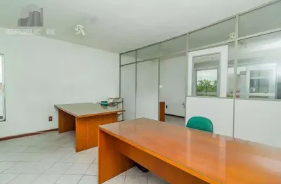 Escritório à Venda no Bairro Navegantes com Área Útil de 41 m² em Excelente Localização
