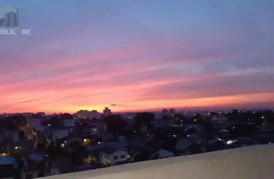 Cobertura à venda com 3 dormitórios no bairro Sarandi e 131 m² de área útil.