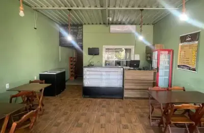 Casa residencial à venda no bairro Vila Nova com 112 m² e 3 dormitórios/quartos.