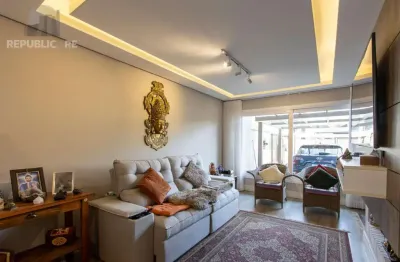 Casa residencial à venda no bairro Hípica com 162 m² e 3 dormitórios/quartos.