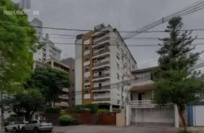 Apartamento à venda no bairro São João com 3 dormitórios e área de 111 m².