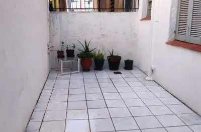 Apartamento à venda no bairro São João com 57m² e 1 dormitório/quarto disponível
