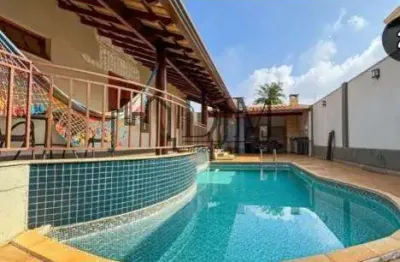 Casa para Venda em Ribeirão Preto, City Ribeirão, 3 dormitórios, 3 suítes, 5 banheiros, 4 vagas