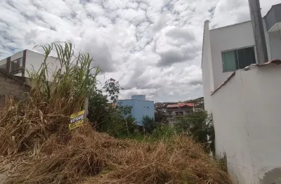 Excelente lote 300 m² com projeto aprovado no bairro santa isabel - juiz de fora - mg