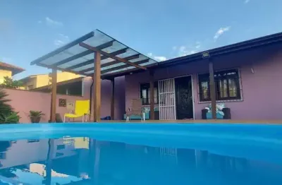 Casa com 05 quartos sendo 01 suíte em barra velha - sc
