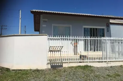 Casa com espaço de terreno em balneário piçarras sc