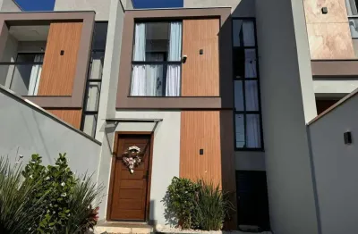 Sobrado mobiliado com 2 suítes em balneário piçarras