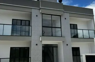 Apartamento com 3 quartos sendo 1 suítes e duas demi-suítes