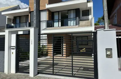 Casa com 3 quartos à venda na Rua Doutora Suzi Amélia, 103, Centro, Balneário Piçarras