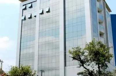 Sala comercial com 4 salas para alugar no América, Joinville 