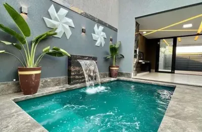 Belíssima casa de alto padrão localizada no setor três maria goiânia com 4 suítes plenas