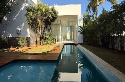 Casa em condomínio fechado com 5 quartos para alugar na Avenida Alphaville Flamboyant, 242, Residencial Alphaville Flamboyant, Goiânia