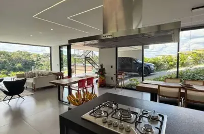 Vendo ou aluho casa mobiliada no  condomínio plateau?dor privilege go