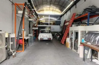 Barracão / Galpão / Depósito à venda na Santa Cruz, Belo Horizonte 