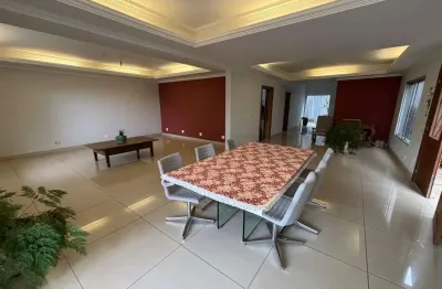 Casa para aluguel, 4 quartos, 2 suítes, 4 vagas, Mangabeiras - Belo Horizonte/MG