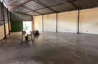 Galpão para aluguel, 2 vagas, Santa Efigênia - Belo Horizonte/MG