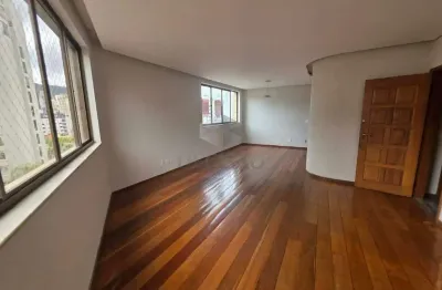 Apartamento 4 Quartos para aluguel, 4 quartos, 1 suíte, 2 vagas, Cruzeiro - Belo Horizonte/MG