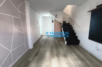 Casa sobrado á venda condomínio villa alegre  2 dormitórios  2 vagas