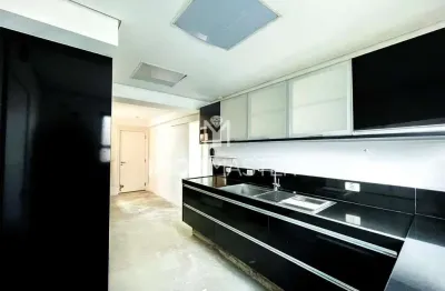 Apartamento com 276 m², 4 quartos sendo 2 suítes à venda no bairro campo belo.