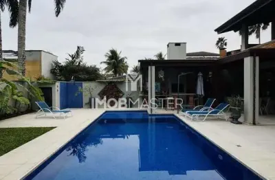 Casa de condomínio com 400 m², à venda no bairro jardim acapulco.