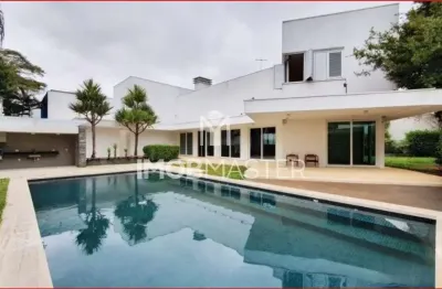 Casa com 650 m², 4 quartos sendo 2 suítes à venda no bairro jardim luzitânia.