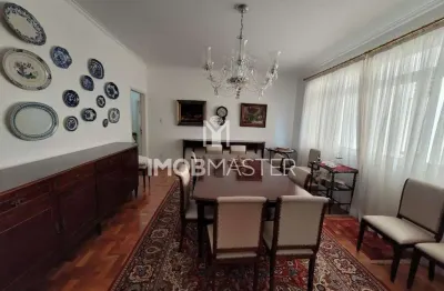 Apartamento com 400 m², 4 quartos sendo 1 suíte à venda no bairro Higienópolis.