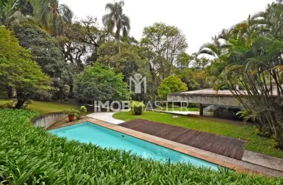 Casa com 976 m², 4 quartos sendo 4 suítes à venda no bairro cidade jardim.