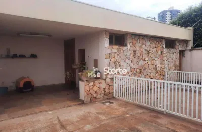 Casa com 3 dormitórios à venda, 360 m² por r$ 650.000,00 - tabajaras - uberlândia/mg