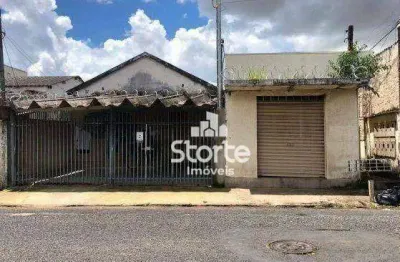 Casa com 3 dormitórios à venda, 500 m² por r$ 1.000.000,00 - martins - uberlândia/mg