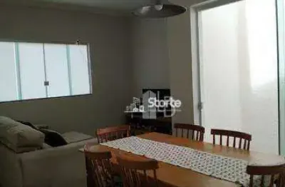 Casa com 3 dormitórios à venda, 104 m² por r$ 410.000,00 - alto umuarama - uberlândia/mg