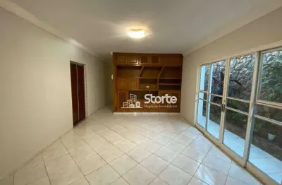 Casa estilo sobrado com 4 dormitórios à venda, 266m² por r$ 950.000 - centro (fundinho) - uberlândia/mg