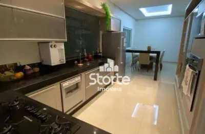 Casa com 3 dormitórios à venda, 170 m² por r$ 900.000,00 - alto umuarama - uberlândia/mg