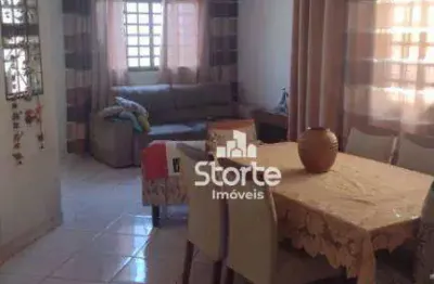 Casa com 3 dormitórios à venda, 170 m² por r$ 550.000,00 - pampulha - uberlândia/mg