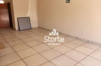 Cômodo comercial para alugar, 81m² por r$ 2.600/mês - morada nova - uberlândia/mg