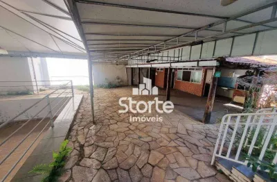 Sobrado comercial à venda localizado na região central de uberlândia, 500m² por r$ 5.000.000 - mg