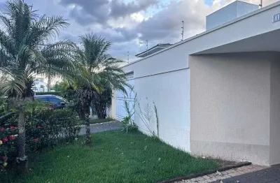 Casa com 4 dormitórios à venda, 225 m² por r$ 1.250.000,00 - jardim karaíba - uberlândia/mg