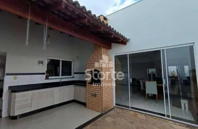 Casa em condomínio fechado com 3 dormitórios à venda, 180m² por r$ 699.000 - jardim holanda - uberlândia/mg