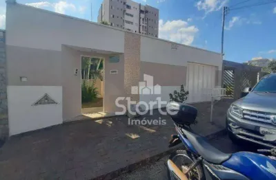Casa com 3 dormitórios para alugar, 170 m² por r$ 4.700,00/mês - santa mônica - uberlândia/mg